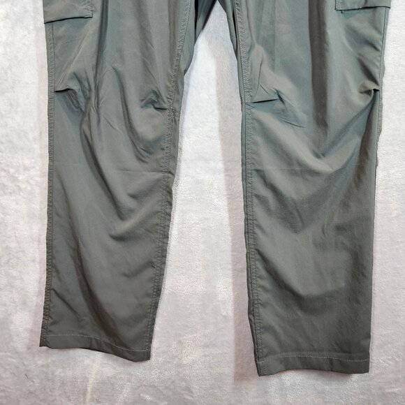 Columbia Mens 38x32 Gray Cargo Pants Zipper Pocket Lightweight gorpcore Spf 40+ - Picture 7 of 16
